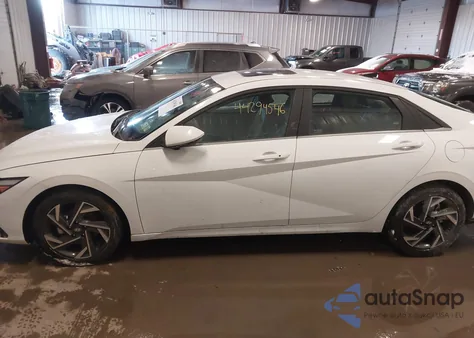 2025 Hyundai Elantra Sel Convenience z USA, uszkodzony, nr VIN KMHLS4DG4SU018160